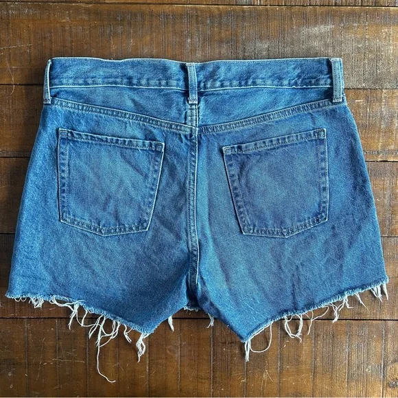 Old Navy High Rise Slouchy Straight Denim Jean Shorts 10 - Picture 2 of 3